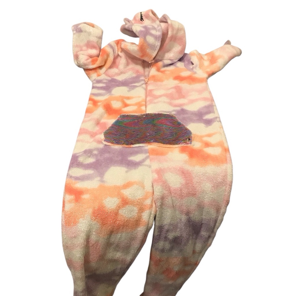 BMAGICAL PIJAMA GIRLS SIZE 6 PRE LOVE CONDITION